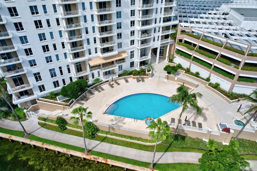 701 Brickell Key Boulevard - Photo 52
