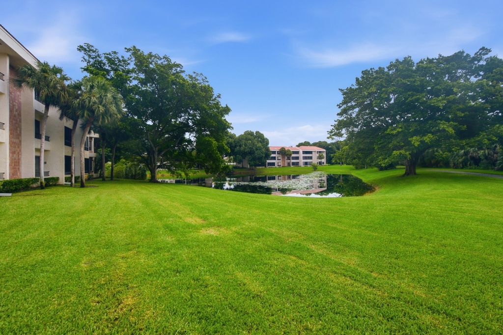 7508 La Paz Boulevard - Photo 23