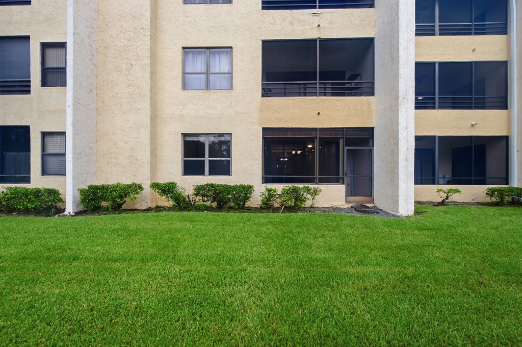 7508 La Paz Boulevard - Photo 21