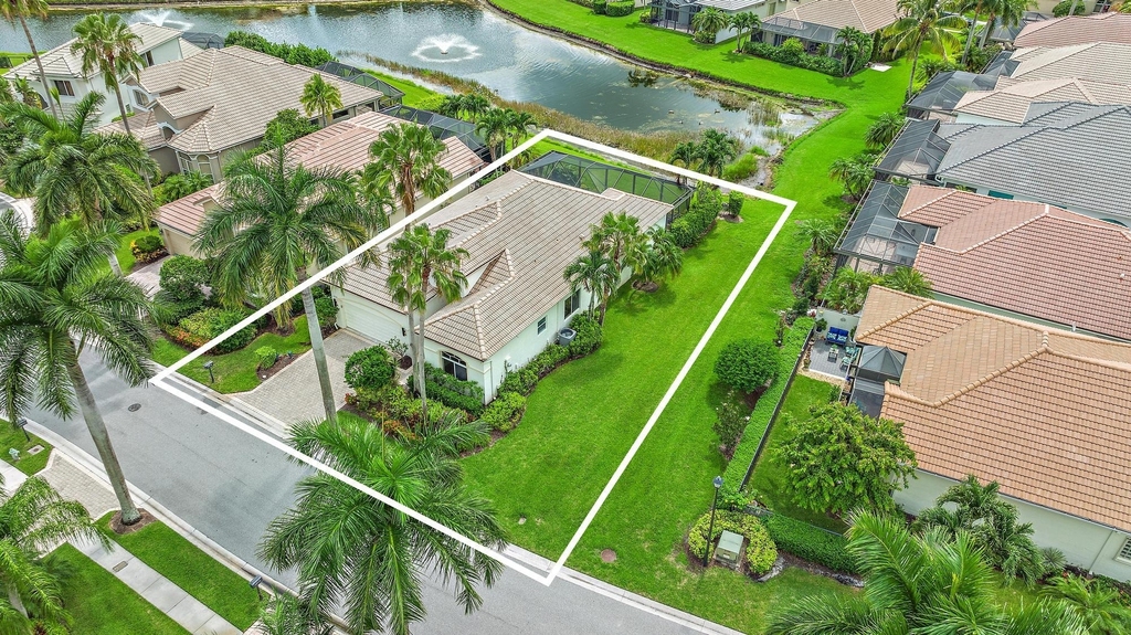 10918 Grande Boulevard - Photo 1