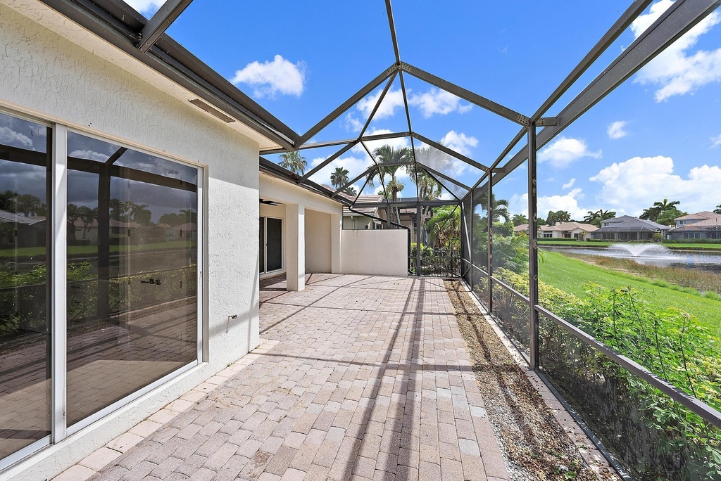 10918 Grande Boulevard - Photo 22