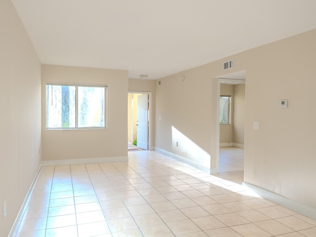 4785 Sw 62nd Avenue - Photo 3