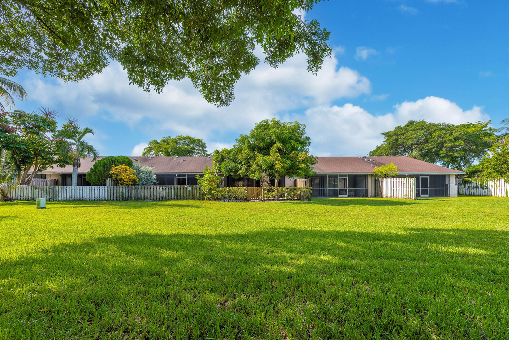 1013 Nw 53rd Street - Photo 33