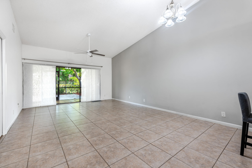 1013 Nw 53rd Street - Photo 15