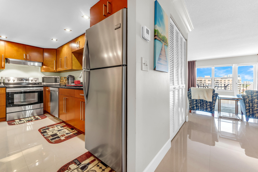 405 N Ocean Boulevard - Photo 17