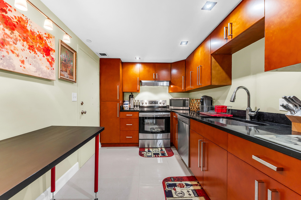 405 N Ocean Boulevard - Photo 16