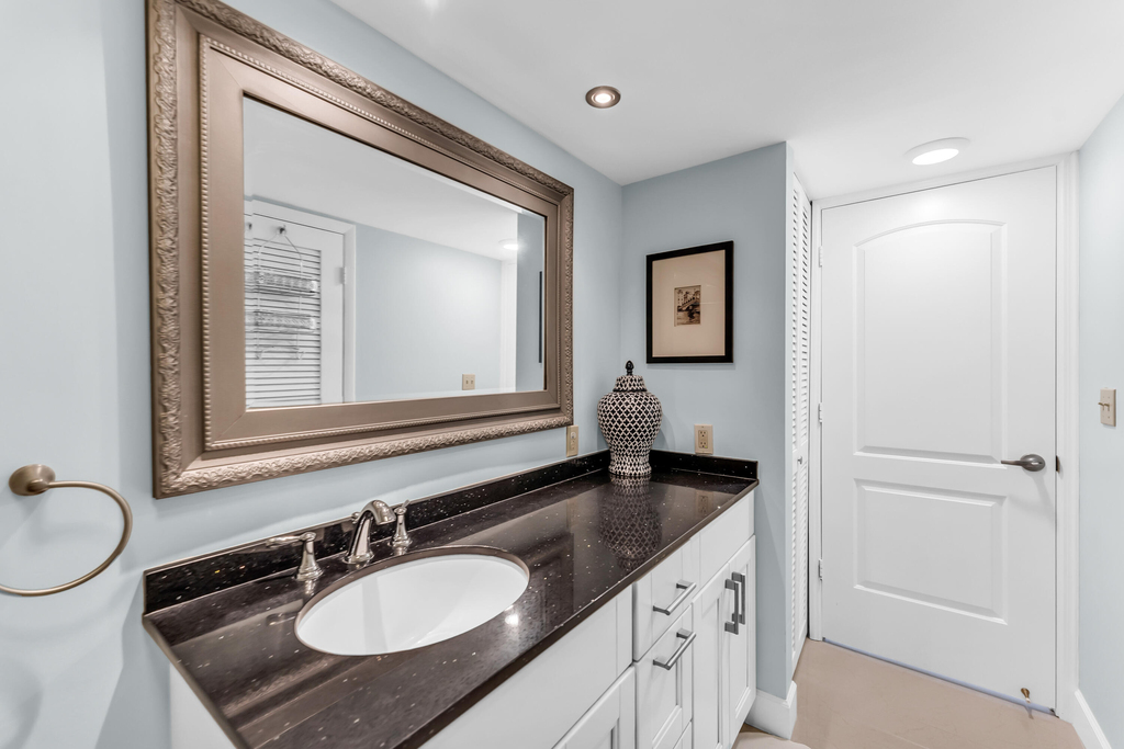 405 N Ocean Boulevard - Photo 27