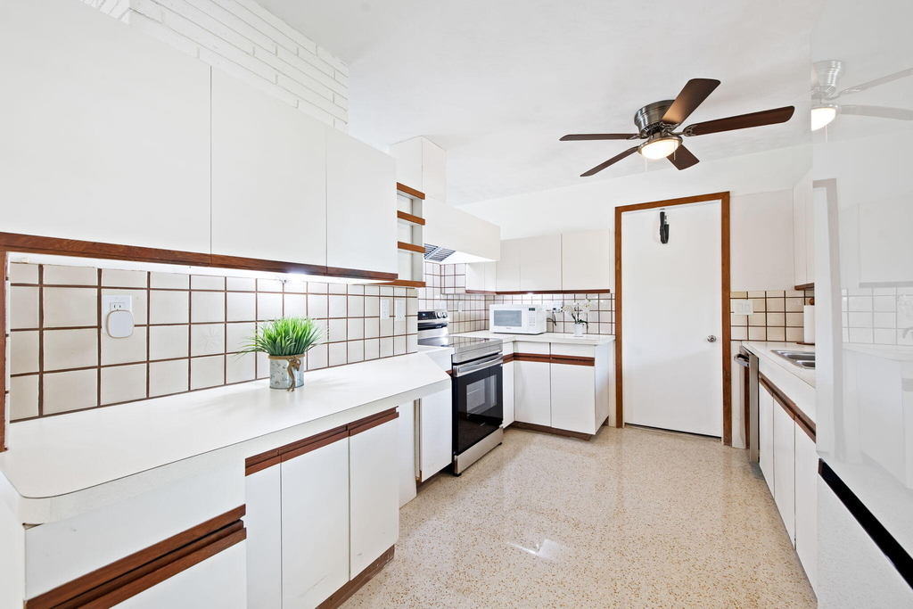 1718 Se 14th Street - Photo 12