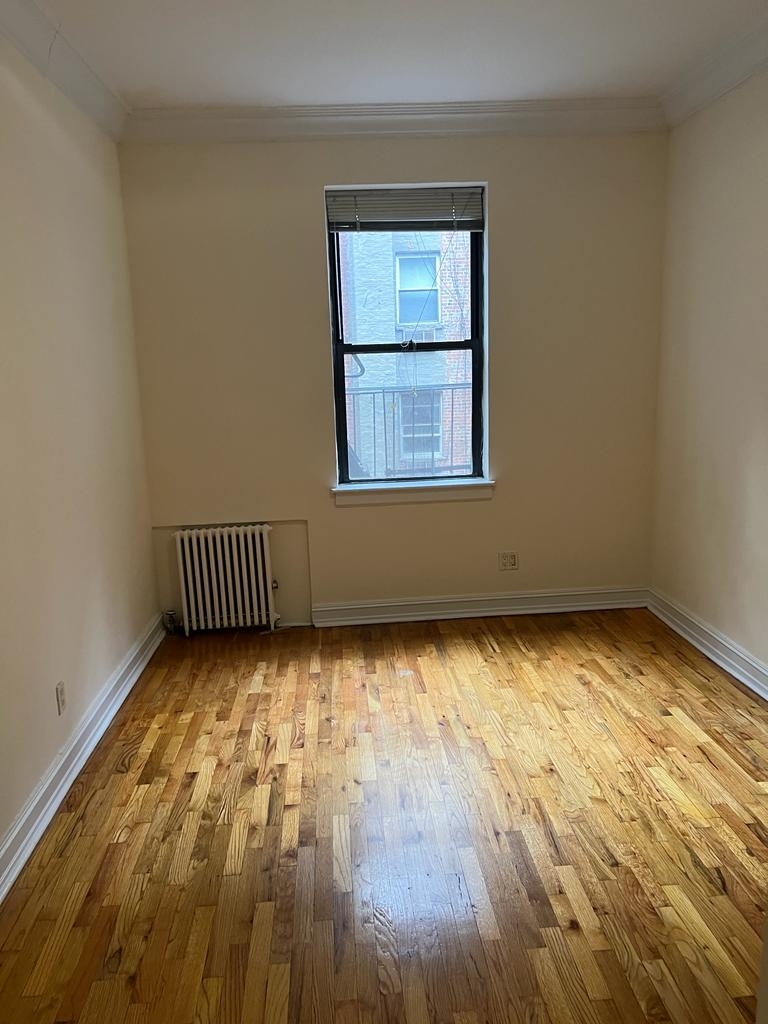 East 84th Street - Photo 3