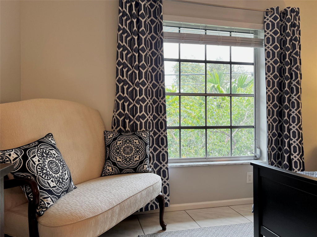 2271 Ne 68th Street - Photo 24