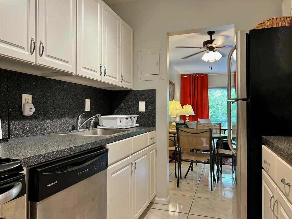 2271 Ne 68th Street - Photo 12