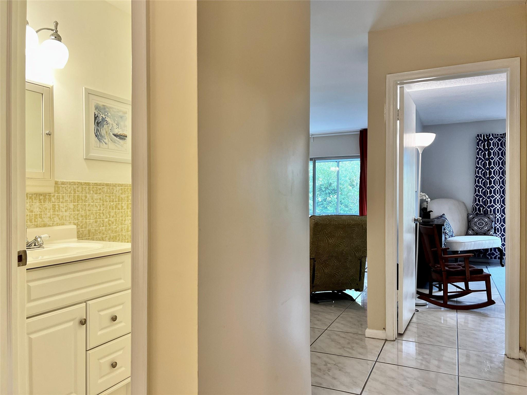 2271 Ne 68th Street - Photo 22