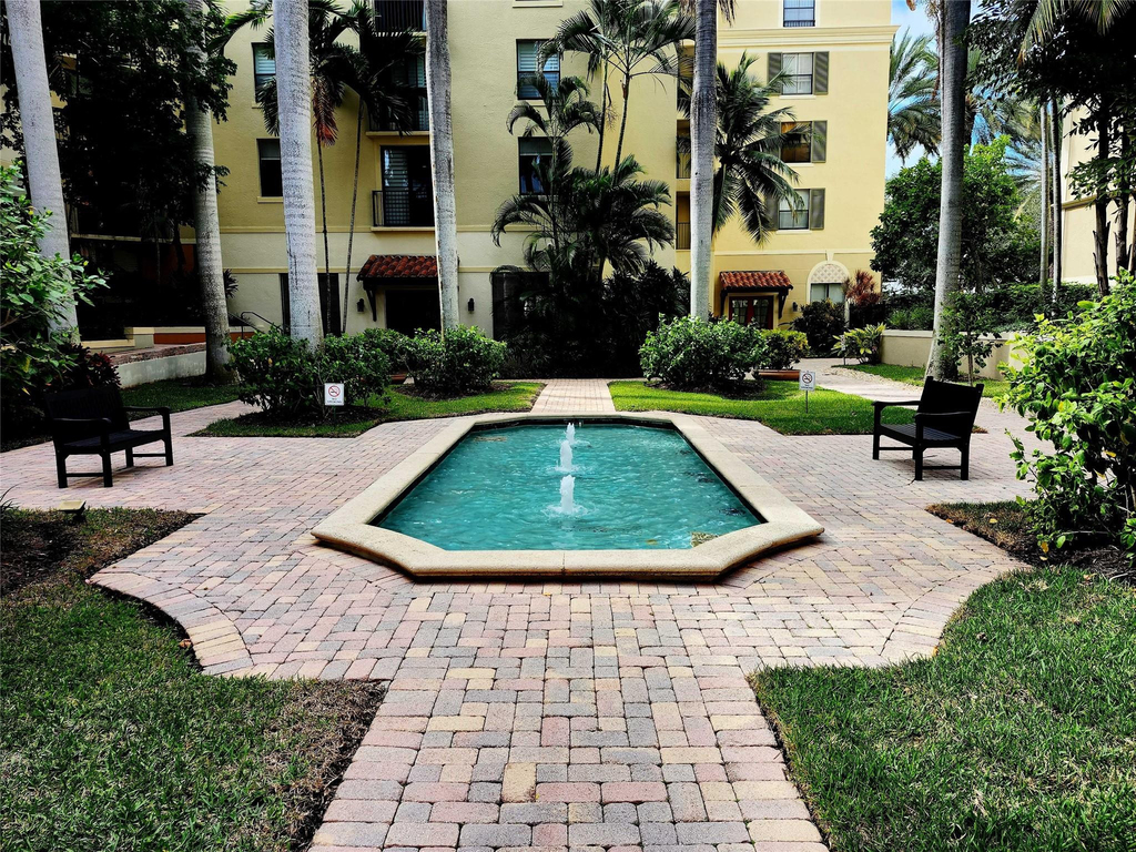 720 S Sapodilla Avenue - Photo 13