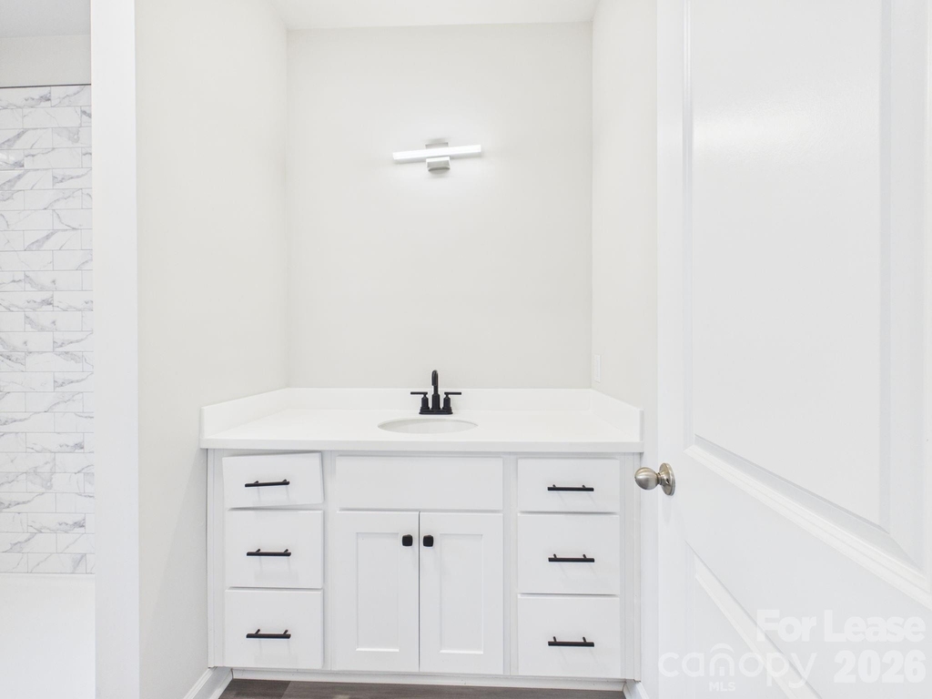 810/812 E Lincoln Street - Photo 4