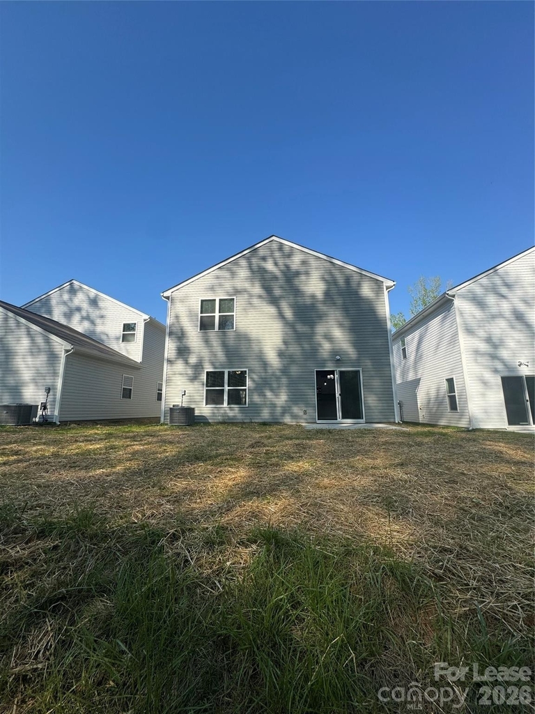 2128 Clapham Court - Photo 2