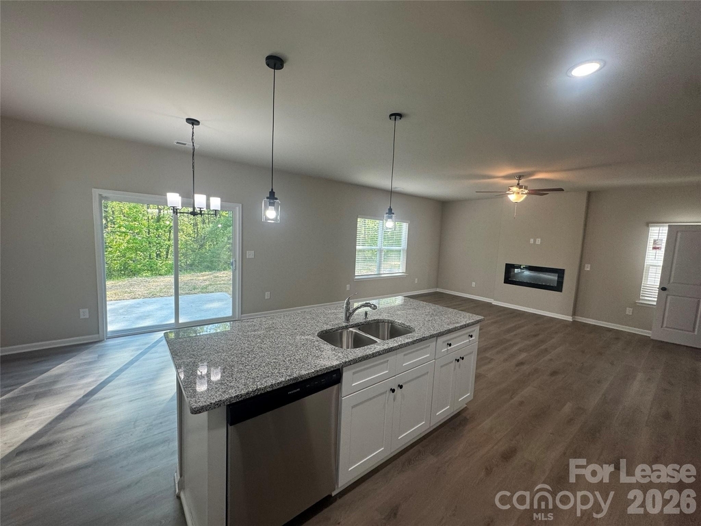 2128 Clapham Court - Photo 5