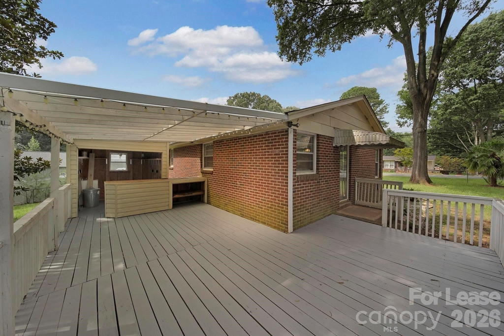 501 Olin Drive - Photo 18