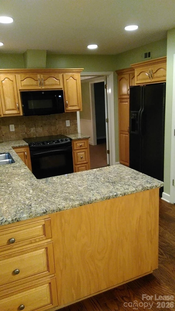 433 Raintree Drive - Photo 21