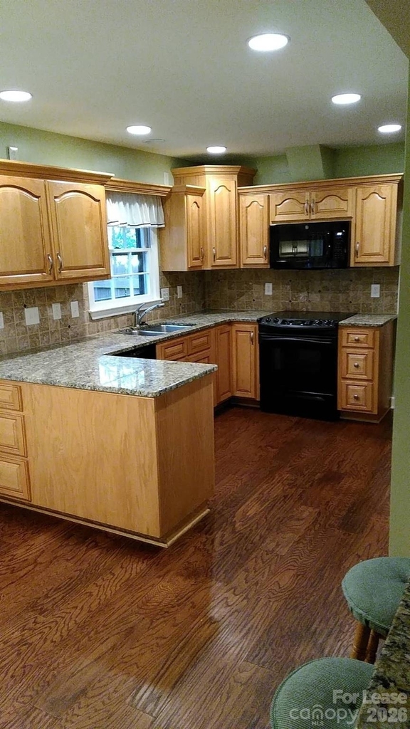 433 Raintree Drive - Photo 20