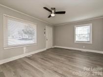 924 Aileen Circle - Photo 2