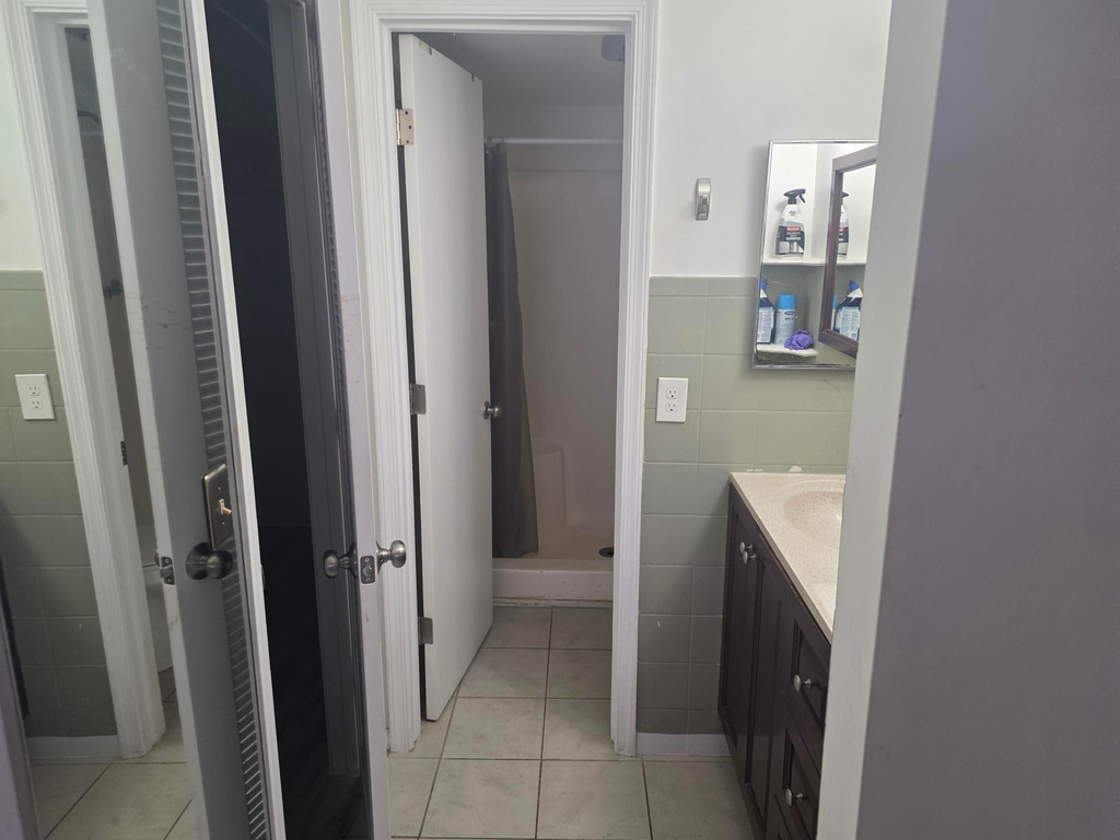 959 Se 2nd Avenue - Photo 2