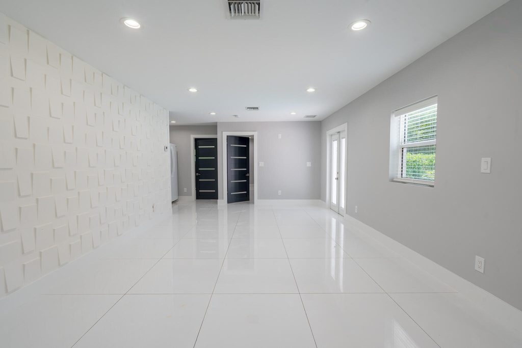 13884 89th Place N - Photo 6