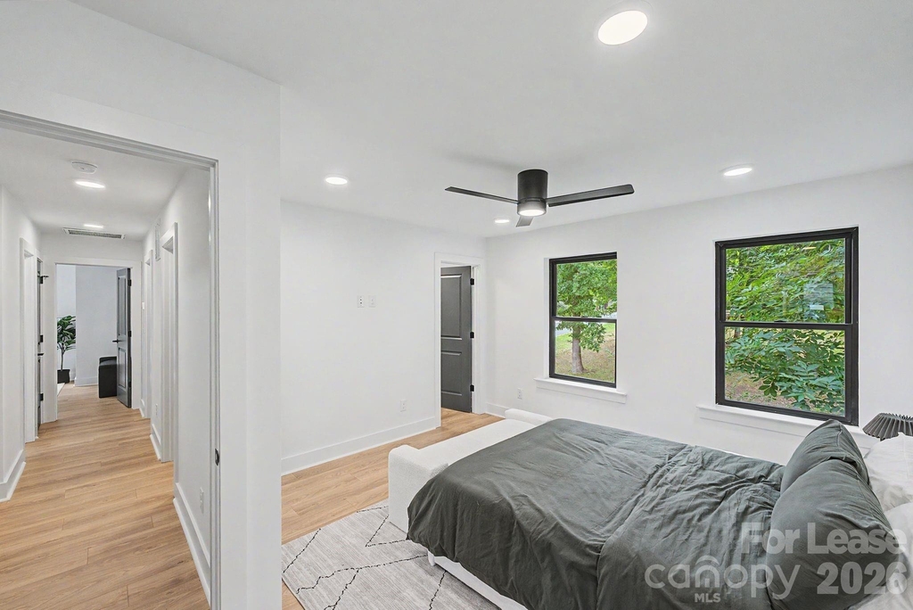 6717 Tracy Avenue - Photo 9