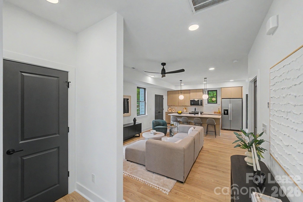 6717 Tracy Avenue - Photo 5