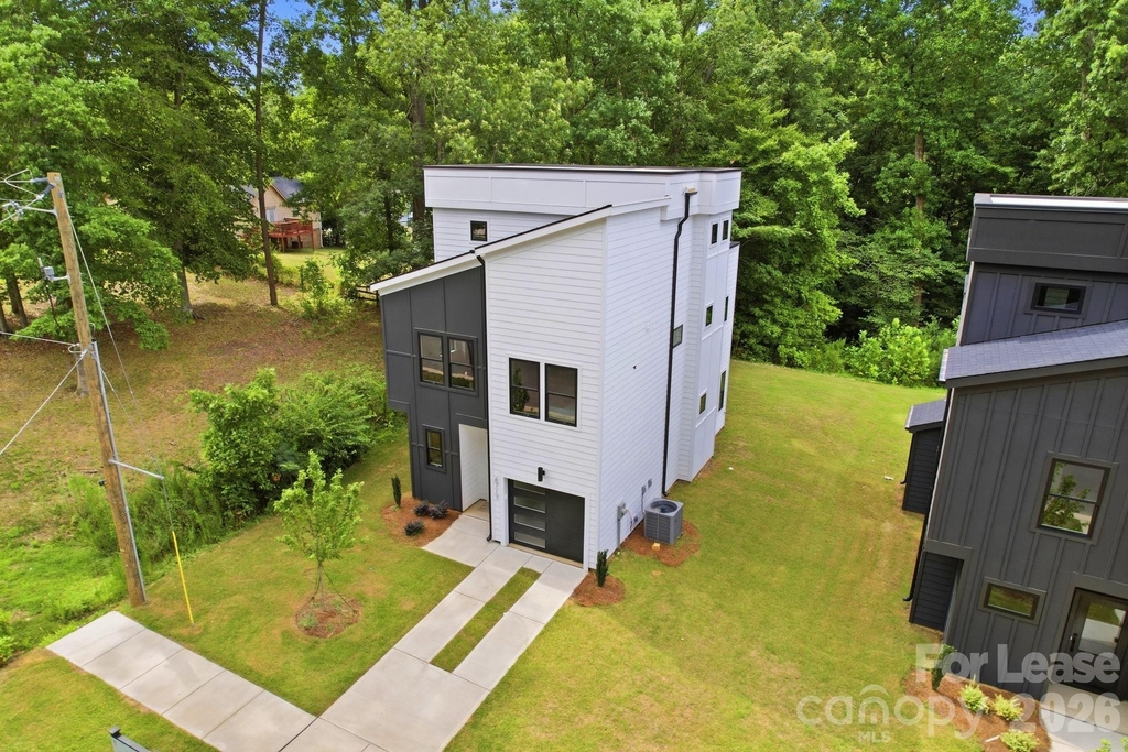 6717 Tracy Avenue - Photo 20