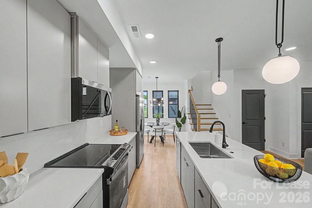 6717 Tracy Avenue - Photo 19