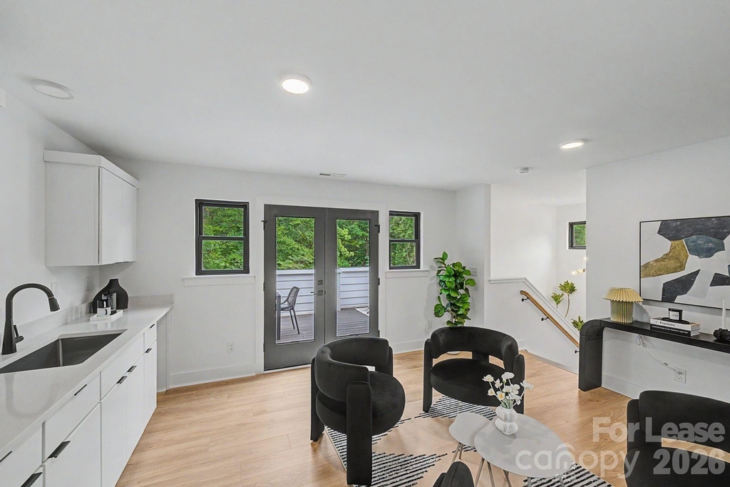 6717 Tracy Avenue - Photo 15