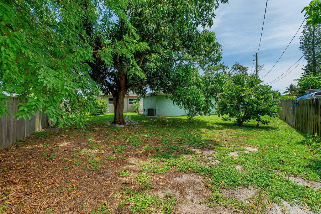 2831 N Seacrest Boulevard - Photo 13