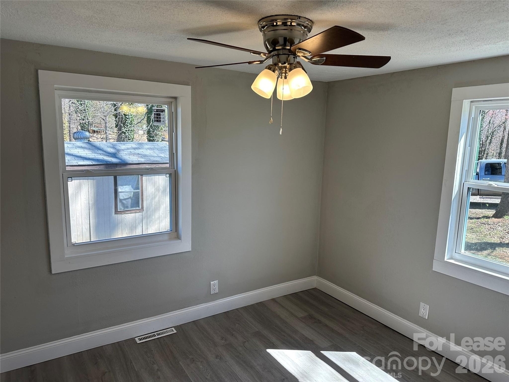 209 Brookview Road - Photo 9