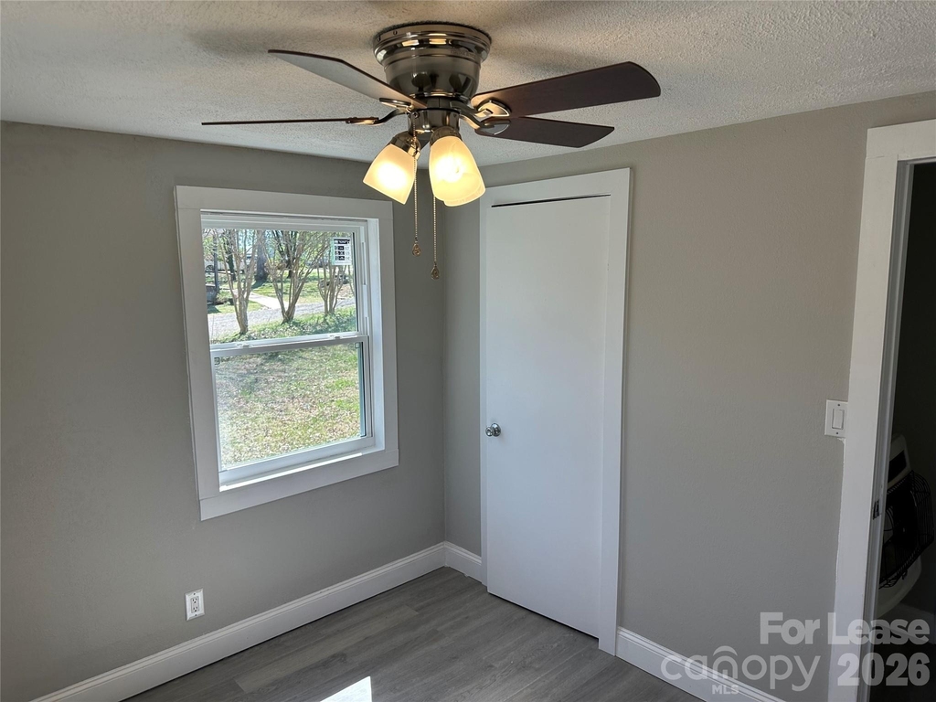209 Brookview Road - Photo 13