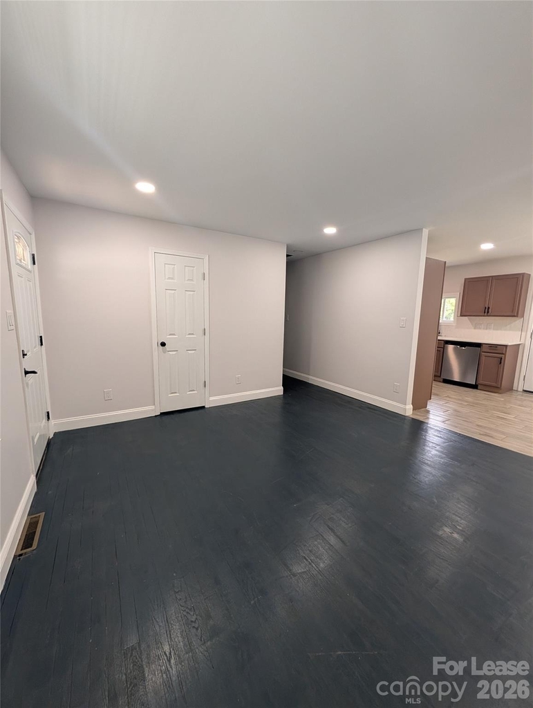 2800 Dalecrest Drive - Photo 6