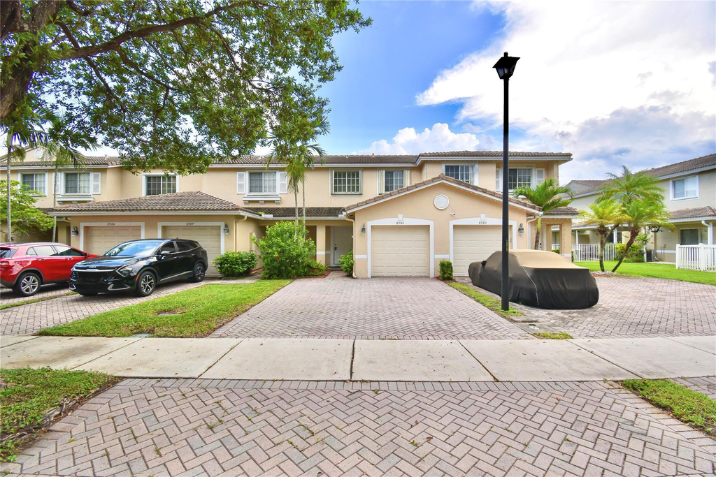 8982 Chambers Street - Photo 1