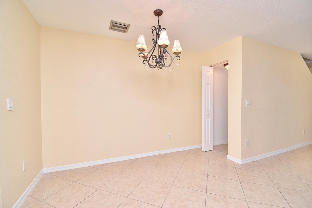 8982 Chambers Street - Photo 7