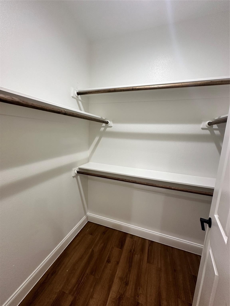 2216 Langford Street - Photo 10