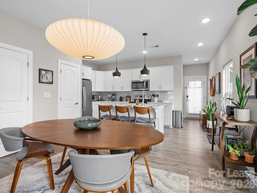 58 Walnut Springs Drive - Photo 3