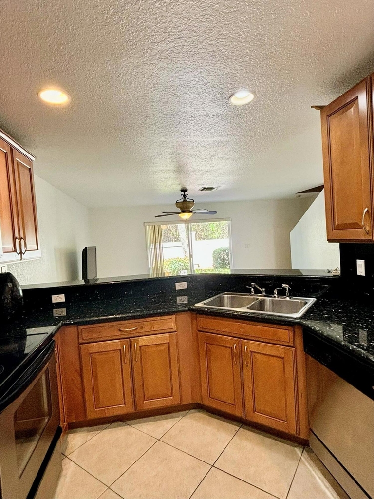 22162 Majestic Woods Way - Photo 5
