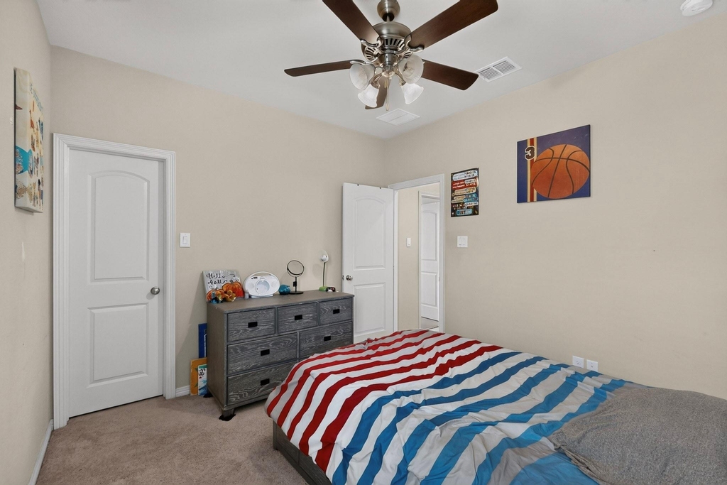 9215 Moon River Court - Photo 21