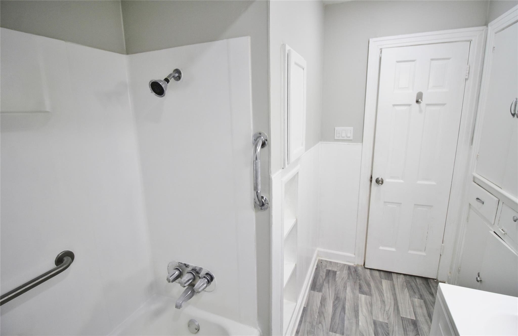 3427 Kinmore Street - Photo 13
