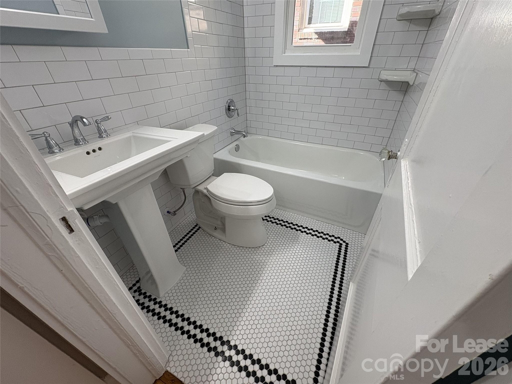 1412 Kenilworth Avenue - Photo 19
