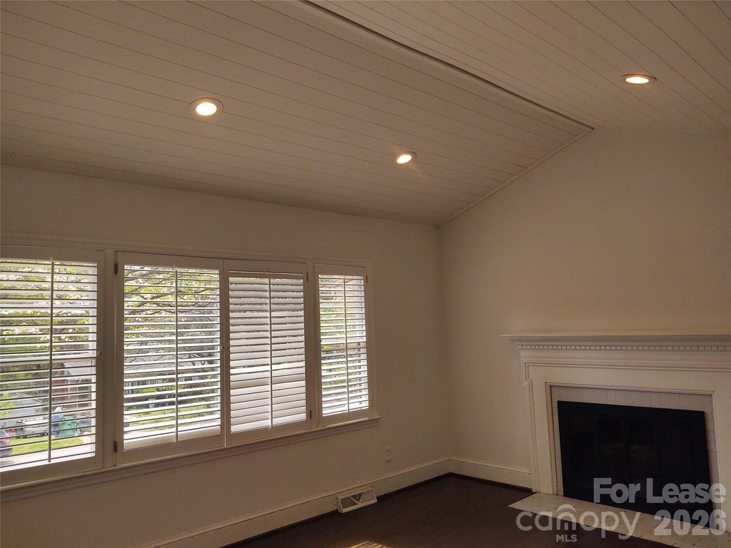 5121 Kistler Avenue - Photo 6