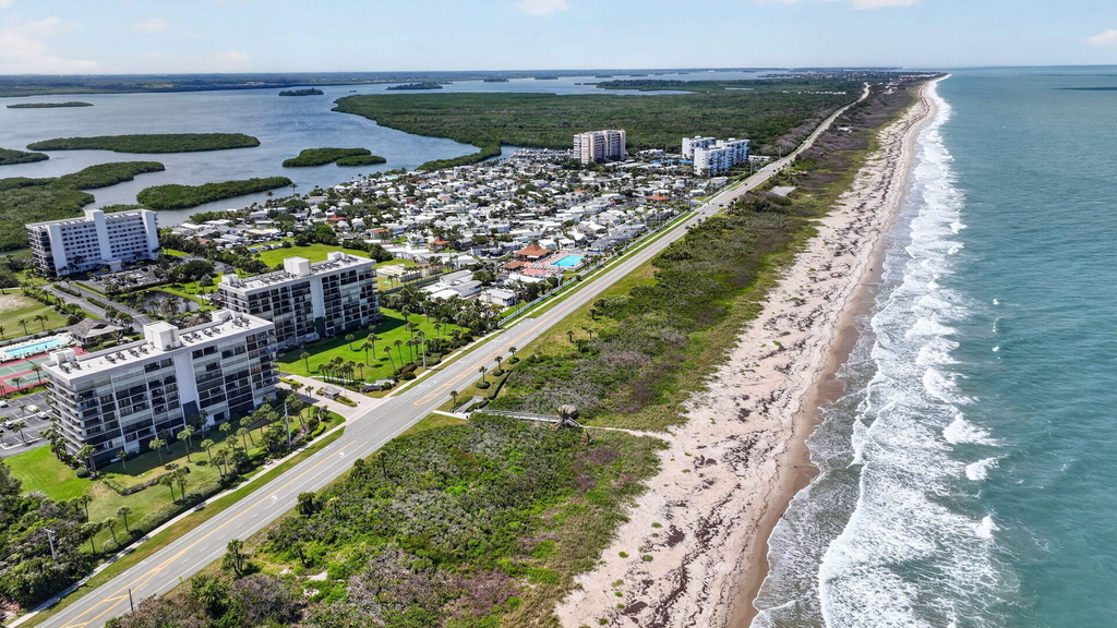 5061 N Highway A1a - Photo 34