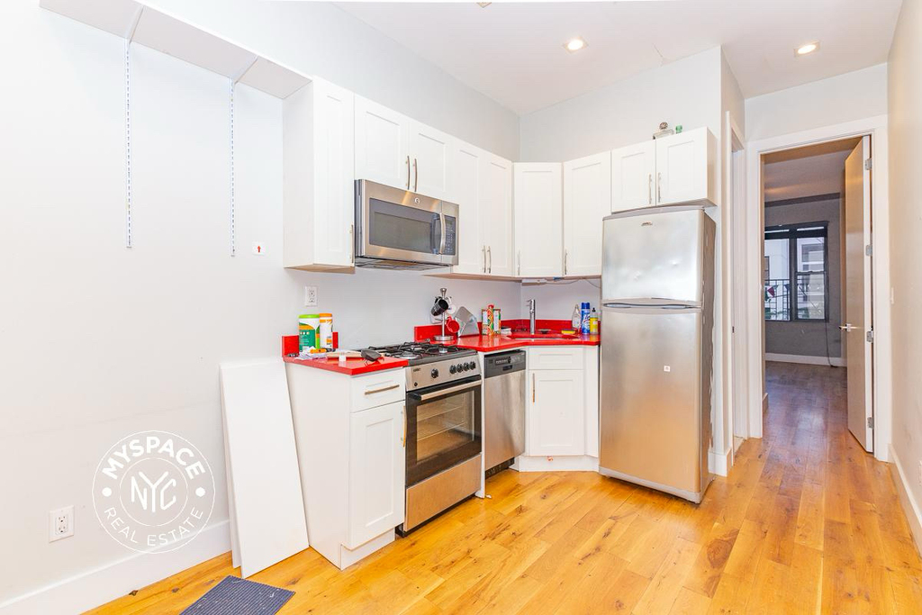 184 Suydam Street - Photo 2