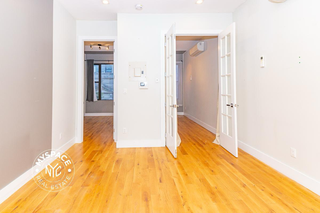 184 Suydam Street - Photo 4