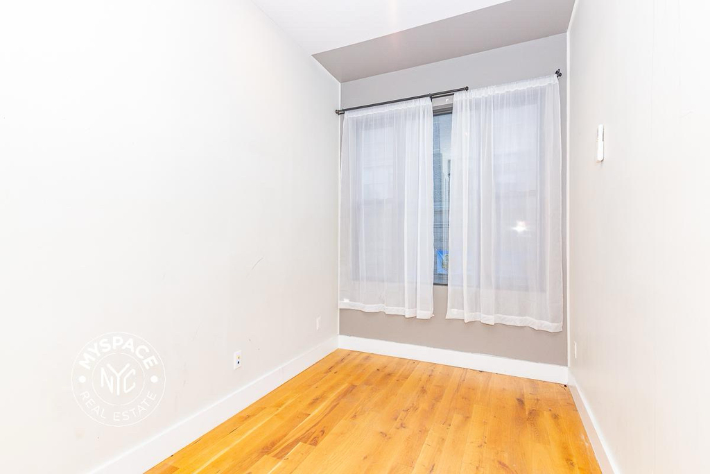 184 Suydam Street - Photo 6
