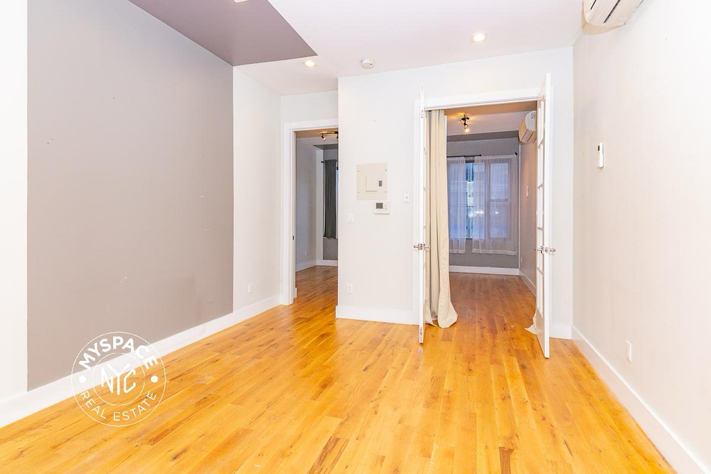 184 Suydam Street - Photo 3