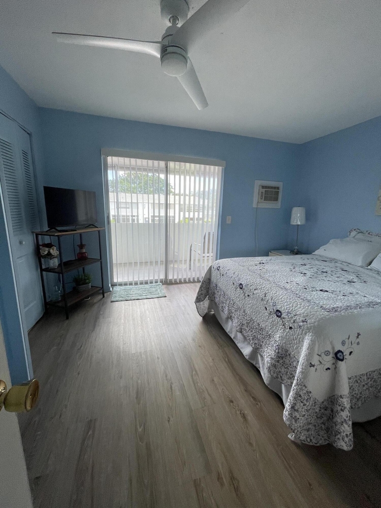 147 Markham G - Photo 6